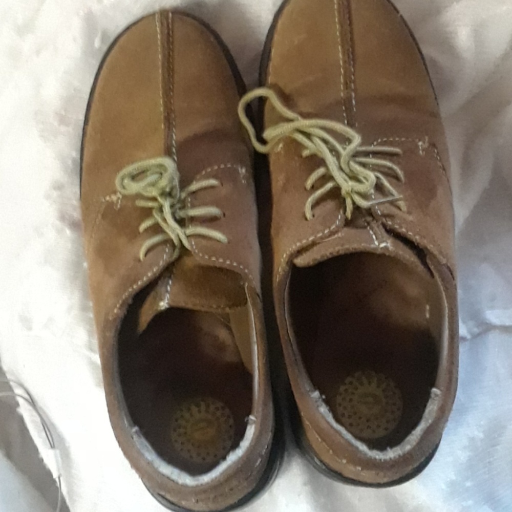 Shoes - Picture 3 of 3